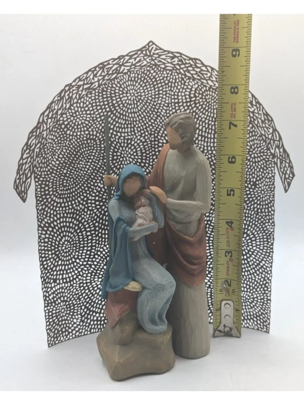 Wllow Tree Christmas Nativity Creche Sheltering Animals for the Holy Family 6 Pc